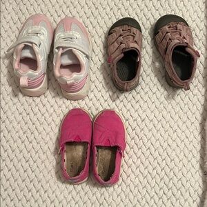 Toddler Shoe Lot Size 6